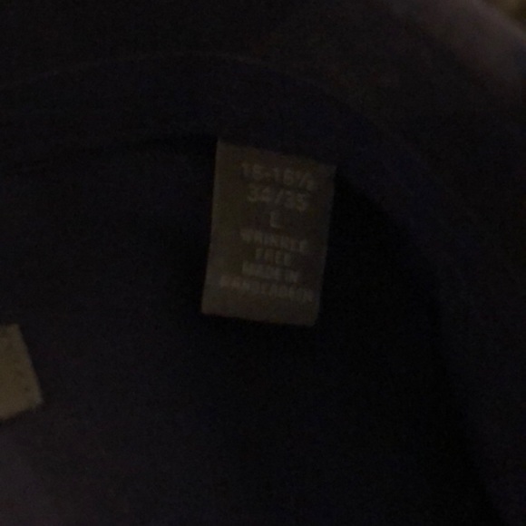 Van Heusen shirt - Picture 3 of 4